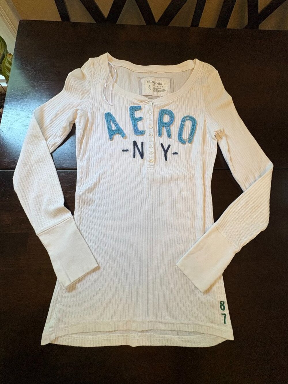Y2K Late 2000s Aeropostale White Henley Bella Swan Top Long Sleeve Shirt Large